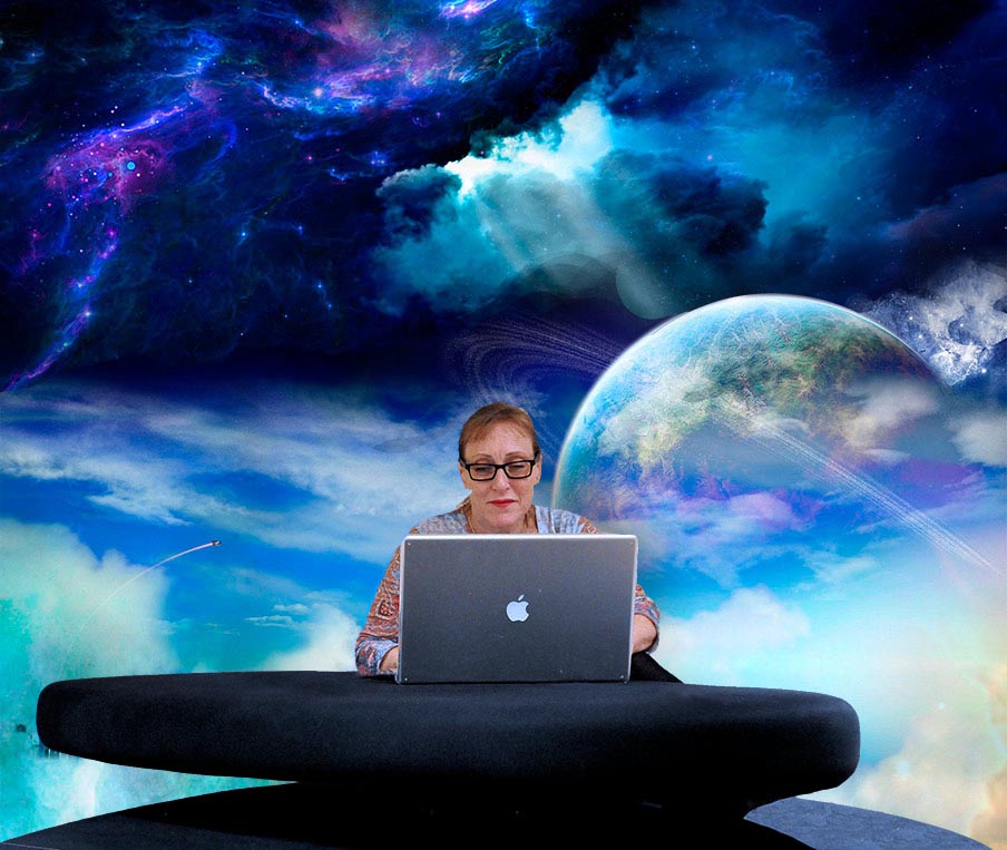 Gayle-out-of-this-world compress